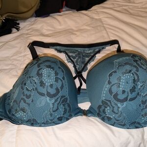 Lane Bryant- Cacique Teal Lace Bra Size 46DD